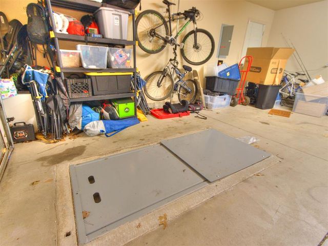 4204 Thorn Burn Place, Oklahoma City, OK 73179