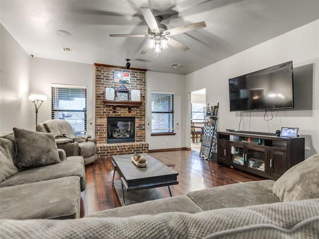 4204 Thorn Burn Place, Oklahoma City, OK 73179