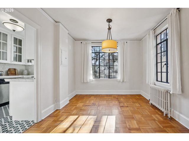 2336 Sw OSAGE St 406, Portland, OR 97205