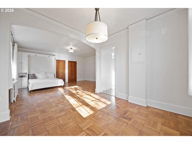 2336 Sw OSAGE St 406, Portland, OR 97205