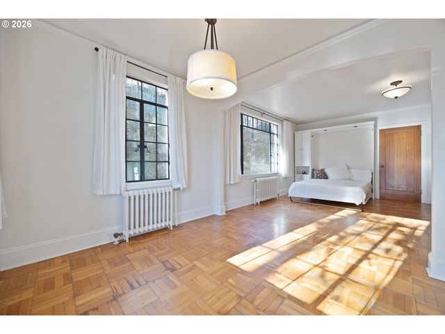 2336 Sw OSAGE St 406, Portland, OR 97205