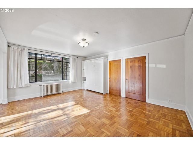 2336 Sw OSAGE St 406, Portland, OR 97205