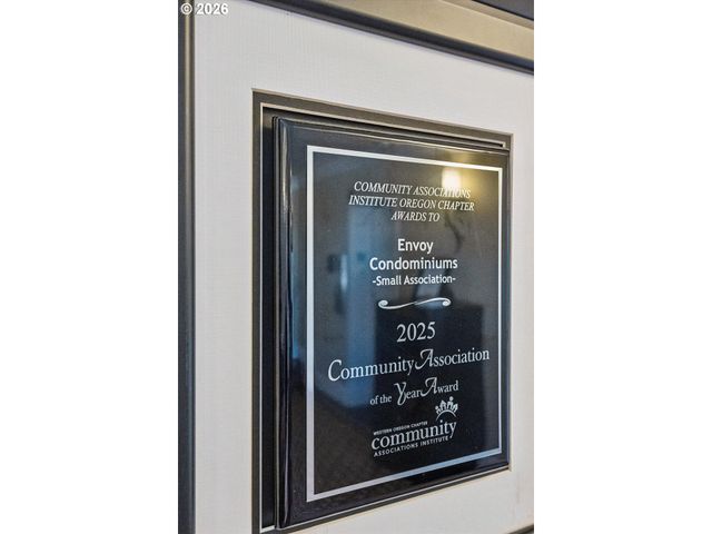 2336 Sw OSAGE St 406, Portland, OR 97205