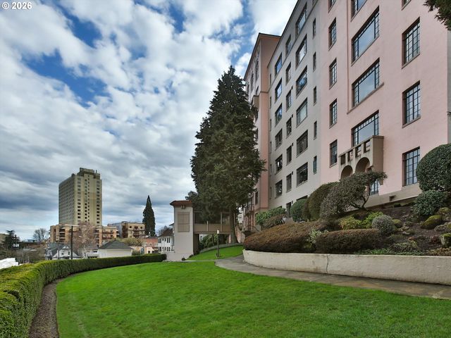 2336 Sw OSAGE St 406, Portland, OR 97205