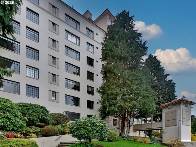 2336 Sw OSAGE St 406, Portland, OR 97205