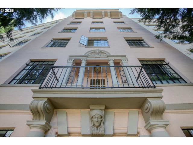 2336 Sw OSAGE St 406, Portland, OR 97205