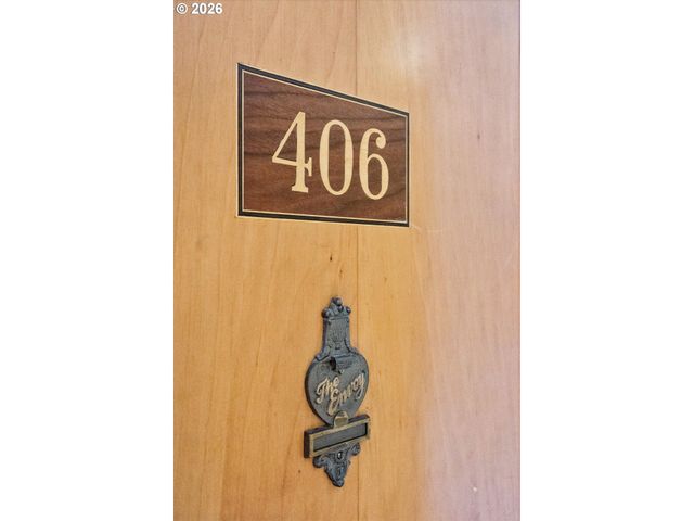 2336 Sw OSAGE St 406, Portland, OR 97205