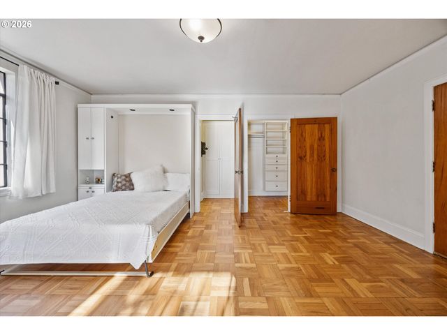 2336 Sw OSAGE St 406, Portland, OR 97205