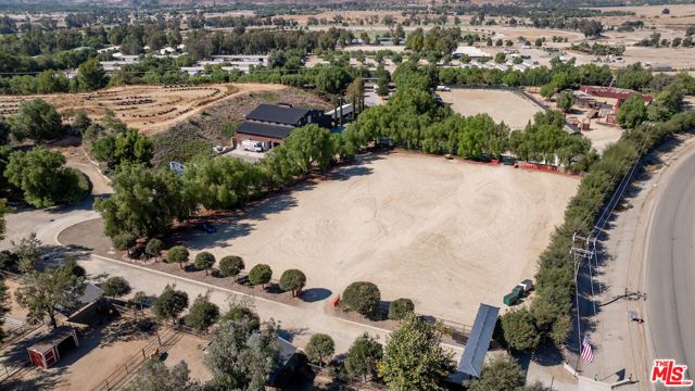 38831 Pauba Road, Temecula, CA 92592
