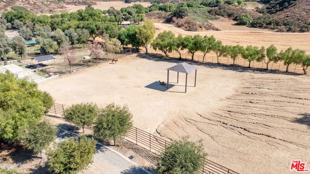38831 Pauba Road, Temecula, CA 92592