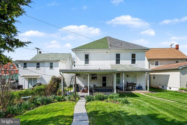 116 W BROAD ST, Elizabethville, PA 17023