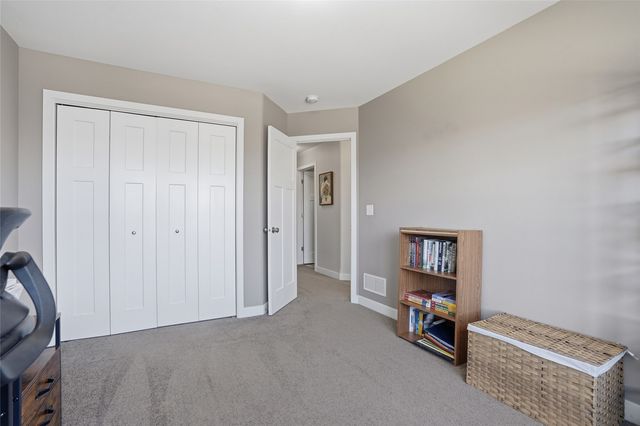 249 Arlington Drive, Iowa City, IA 52245