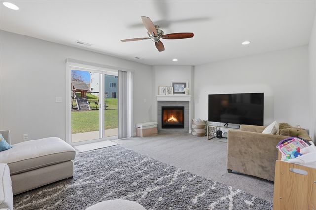249 Arlington Drive, Iowa City, IA 52245
