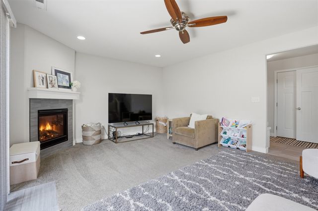 249 Arlington Drive, Iowa City, IA 52245