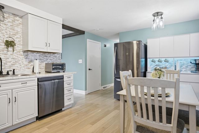 42 Belmont Drive, Merrimack, NH 03054