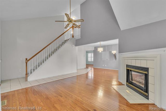 38386 Oakwest Drive, Westland, MI 48185