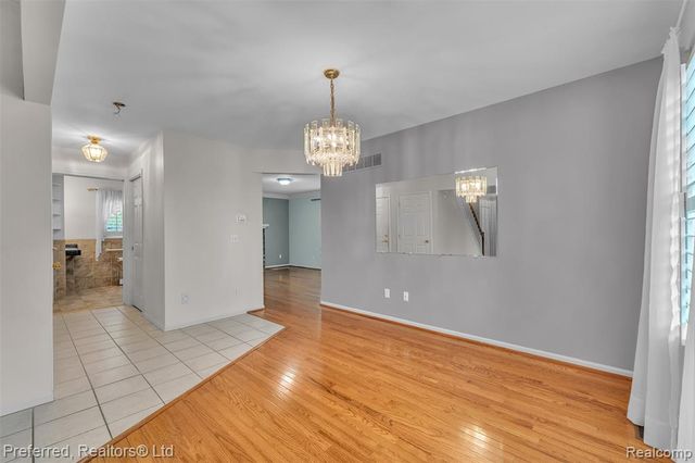 38386 Oakwest Drive, Westland, MI 48185