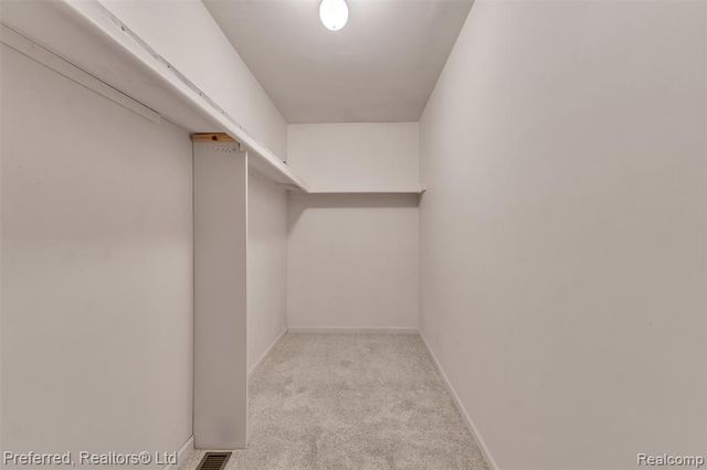 38386 Oakwest Drive, Westland, MI 48185