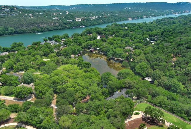 4703 Laguna Ln, Austin, TX 78746