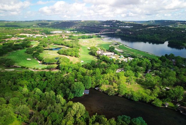 4703 Laguna Ln, Austin, TX 78746
