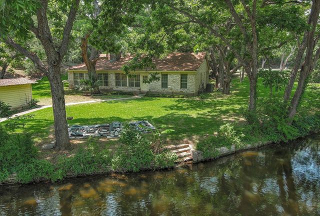 4703 Laguna Ln, Austin, TX 78746