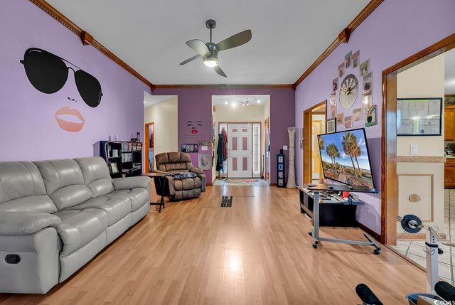 121 Florentine St., Little River, SC 29566