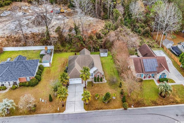 121 Florentine St., Little River, SC 29566