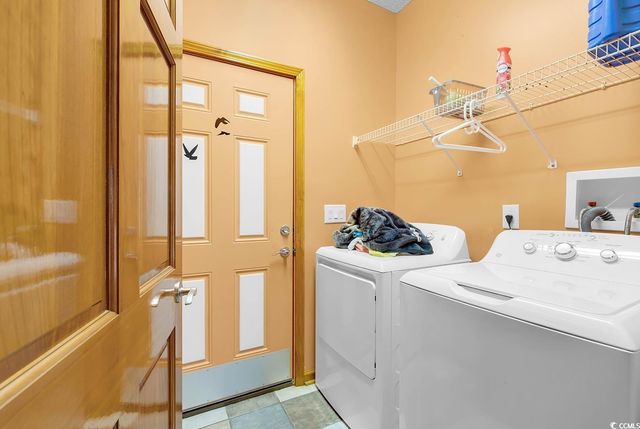 121 Florentine St., Little River, SC 29566