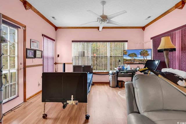 121 Florentine St., Little River, SC 29566