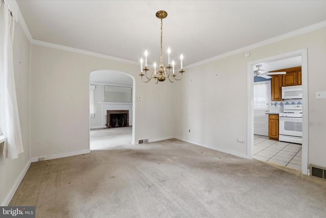 961 WESTFIELD RD, Springfield, PA 19064