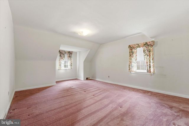 961 WESTFIELD RD, Springfield, PA 19064