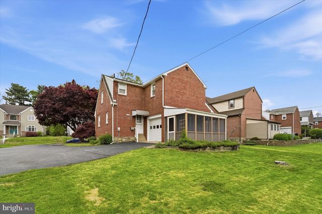 961 WESTFIELD RD, Springfield, PA 19064