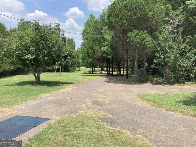 220 Ennis Road, Barnesville, GA 30204