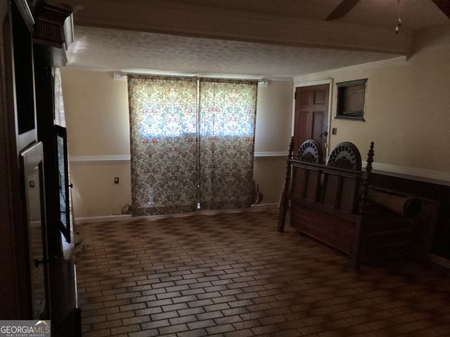 220 Ennis Road, Barnesville, GA 30204