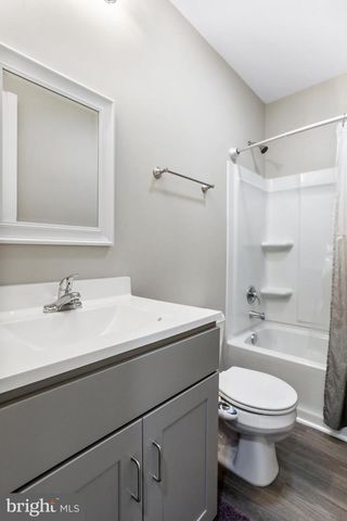 32 BONITA PINE TRL, Martinsburg, WV 25405