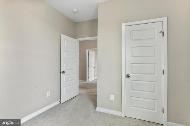 32 BONITA PINE TRL, Martinsburg, WV 25405