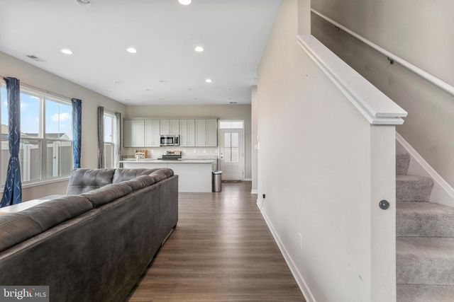 32 BONITA PINE TRL, Martinsburg, WV 25405