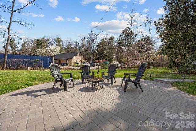 615 Rose Hill Road, Asheville, NC 28803