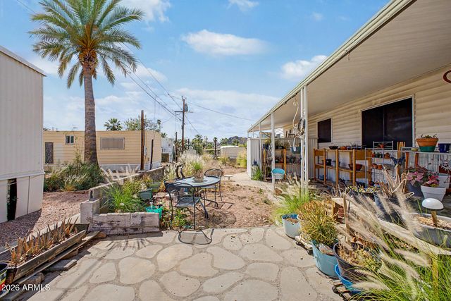 10401 N CAVE CREEK Road 284, Phoenix, AZ 85020