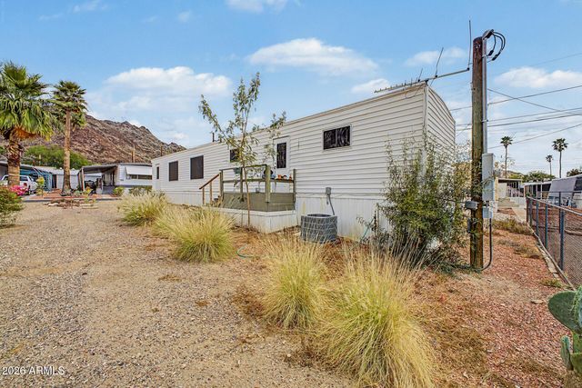 10401 N CAVE CREEK Road 284, Phoenix, AZ 85020