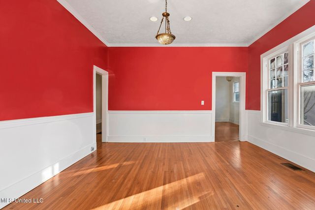 801 Arlington Street, Jackson, MS 39202