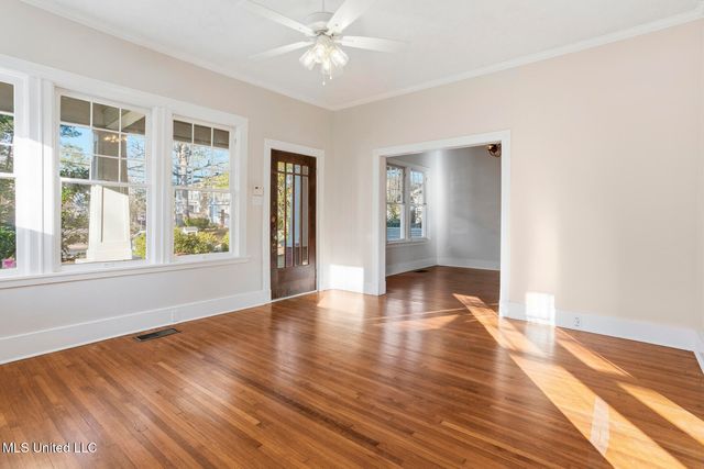 801 Arlington Street, Jackson, MS 39202