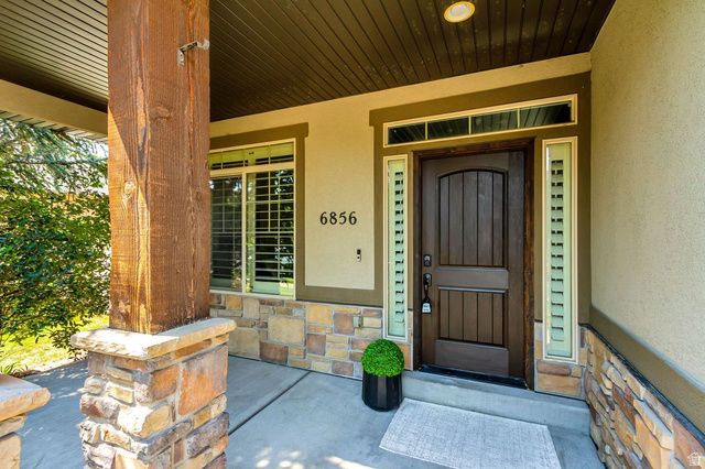 6856 W WINDY RIDGE DR, Herriman, UT 84096