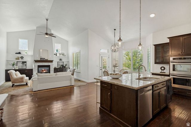 6856 W WINDY RIDGE DR, Herriman, UT 84096