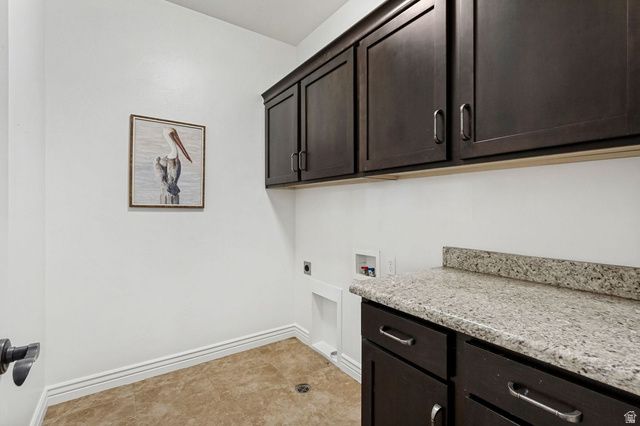 6856 W WINDY RIDGE DR, Herriman, UT 84096