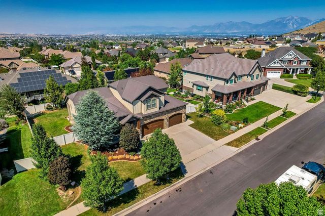 6856 W WINDY RIDGE DR, Herriman, UT 84096