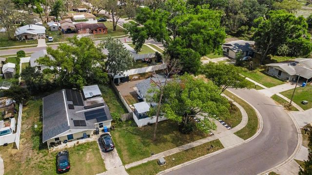 801 WALNUT DRIVE, Seffner, FL 33584