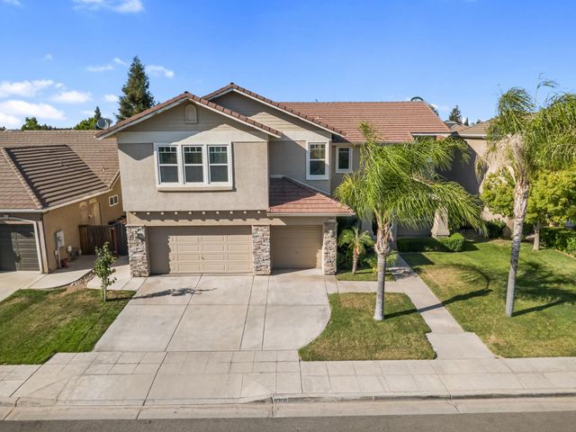 6208 W Menlo Avenue, Fresno, CA 93722