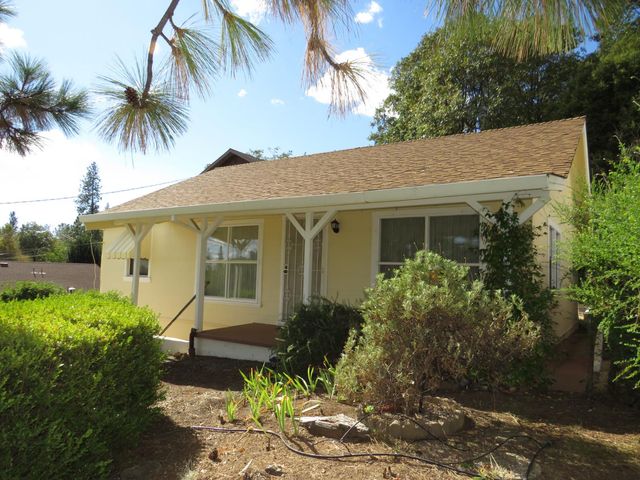 320 Pleasant St, Colfax, CA 95713