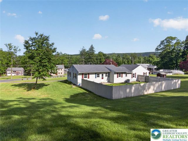 2587 East Scenic, Moore Twp, PA 18014